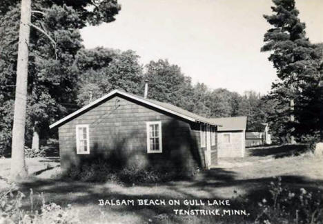 Balsam Beach Resort on Gull Lake, Tenstrike Minnesota, 1940's