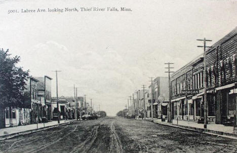 Labree Avenue looking north, Thief River Falls Minnesota, 1910's?