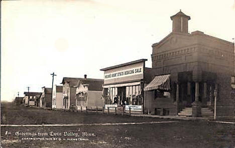 Street scene, Twin Valley Minnesota, 1910's