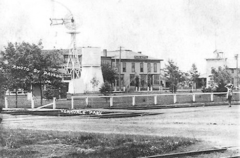 Verndale Park and Park Hotel, Verndale Minnesota, 1908