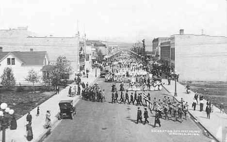 Decoration Day Parade in Virginia Minnesota, 1913