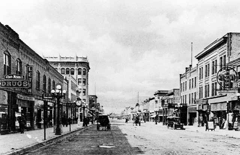 Chestnut Street, Virginia Minnesota, 1910