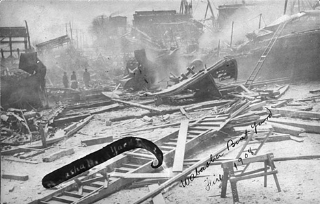 Boat yard fire, Wabasha Minnesota, 1908
