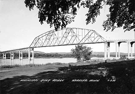 Mississippi River bridge, Wabasha Minnesota, 1940