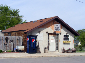 R & R Roadhouse Bar & Grill, Walters Minnesota, 2014