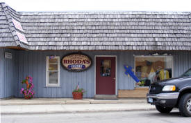 Rhoda's Closet, Warroad Minnesota