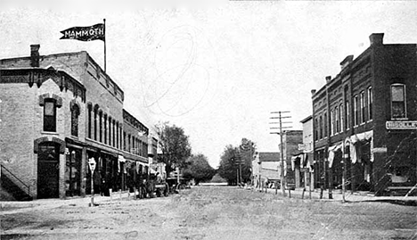 Street scene, Waterville Minnesota, 1910