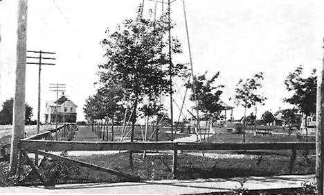 Park view, Watkins Minnesota, 1910