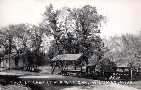 Tourist Camp at Old Mill Inn, Willmar Minnesota, 1937