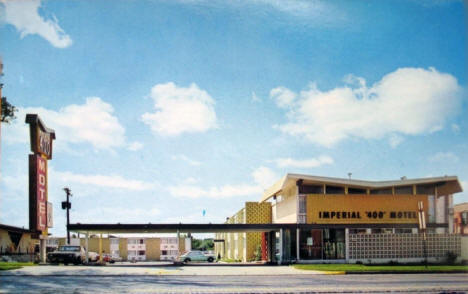 Imperial 400 Motel, 2500 University Avenue SE, Minneapolis Minnesota, 1960's