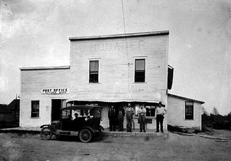 Post office and store, Guthrie Minnesota, 1910