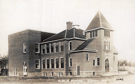 Public School, Askov Minnesota, 1920