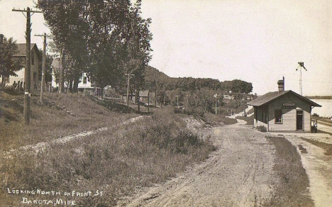 Looking north on Front Street, Dakota Minnesota, 1909