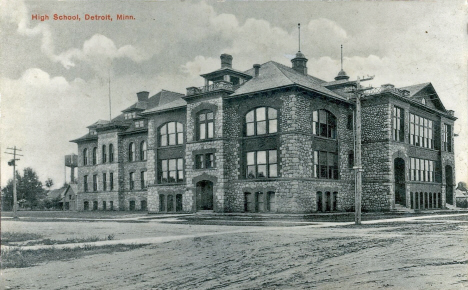 High School, Detroit Lakes Minnesota, 1913