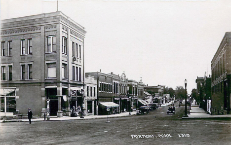 Street scene, Fairmont Minnesota, 1920's