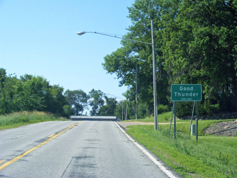 Population sign, Good Thunder Minnesota, 2014