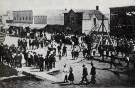 Street scene, Lismore Minnesota, 1903