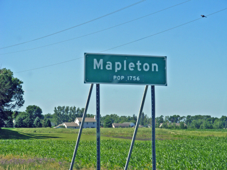 Population sign, Mapleton Minnesota, 2014