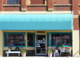 Plaid Piper Gifts and Floral, Mapleton Minnesota