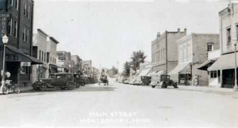 Main Street, Montgomery Minnesita, 1920's