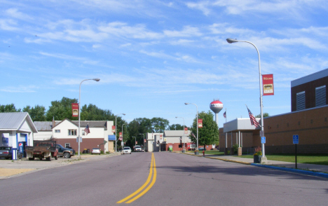 Street scene, St. Clair Minnesota, 2014