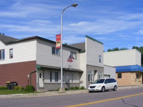 Street scene, St. Clair Minnesota, 2014
