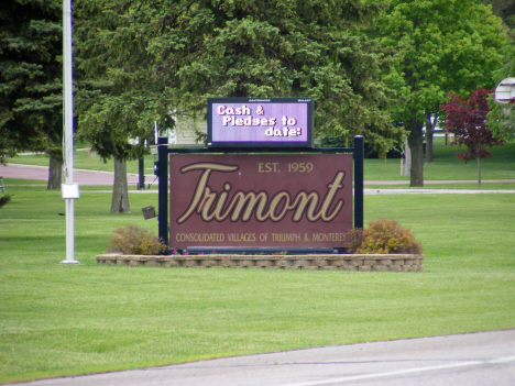 Welcome sign, Trimont Minnesota, 2014