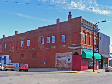 Street scene, Wells Minnesota, 2014