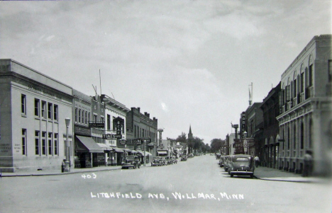 Litchfield Avenue, Willmar Minnesota, 1940's