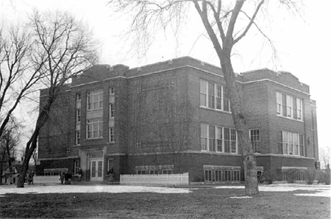 Elementary school, Winnebago Minnesota, 1940