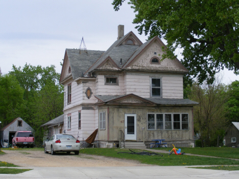 Large older home, Winnebago Minnesota, 2014