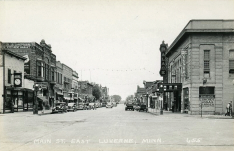 Main Street, Luverne, Minnesota, 1930's