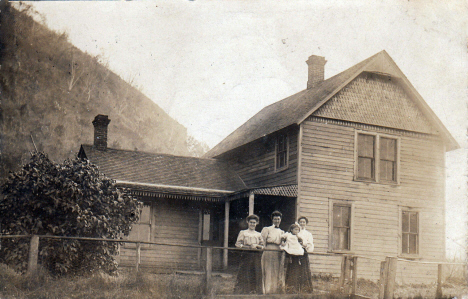 Residence, Chatfield Minnesota, 1908