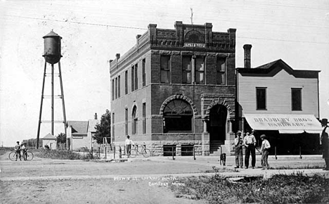 Brown Street looking north, Comfrey Minnesota, 1909
