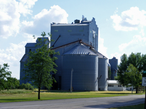 Grain elevator, Danvers Minnesota, 2014