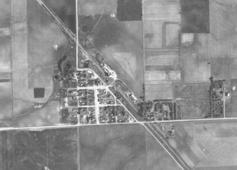 Aerial photo, Darfur Minnesota, 1939