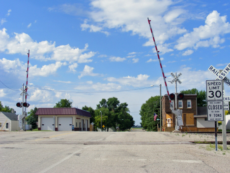 Street scene, De Graff Minnesota, 2014