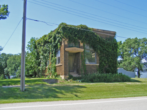 Former bank building, Hadley Minnesota, 2014