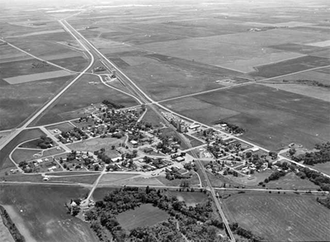 Aerial view, Hanley Falls Minnesota, 1983