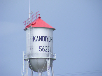 Kandiyohi Minnesota water tower
