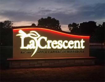 Welcome to La Crescent Minnesota!