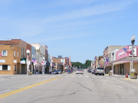 Street scene, Luverne Minnesota, 2014