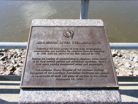Historical marker, Minnesota River, Mankato Minnesota, 2014