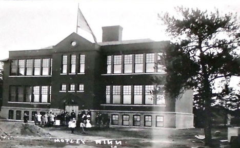 School, Motley Minnesota, 1910's