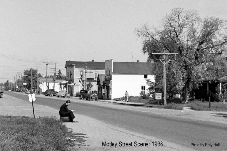 Street scene, Motley Minnesota, 1938