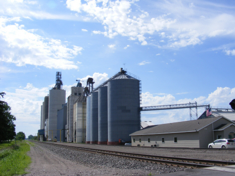 Grain elevators, Murdock Minnesota, 2014