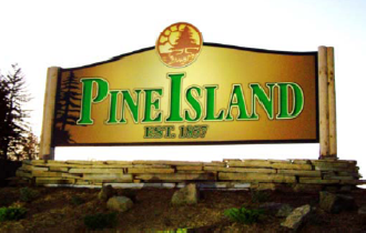 Welcome sign, Pine Island Minnesota