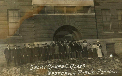 Short Course Class, Westbrook Minnesota, 1912