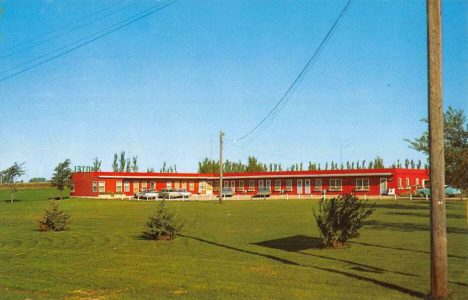 Sunset Motel on US Highway 16, Worthington Minnesota, 1950's
