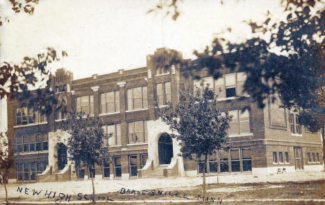 New High School, Barnesville Minnesota, 1920's